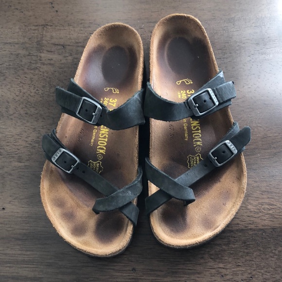 black toe strap birkenstocks